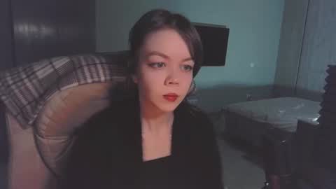 quietluxury online show from July 31, 11:54 pm