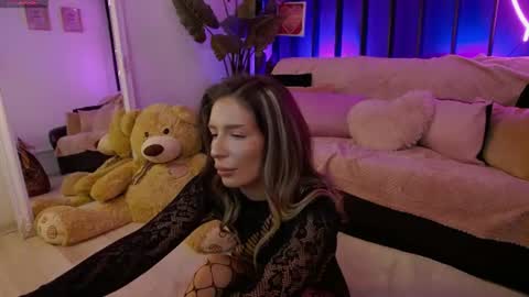 Ivy online show from August 12, 11:40 pm