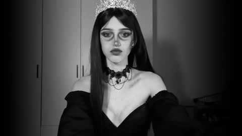 Lana Pollio online show from August 9, 3:24 pm