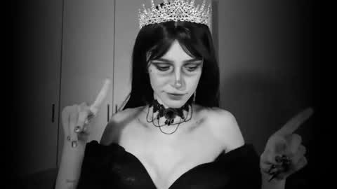 Lana Pollio online show from August 9, 7:48 pm