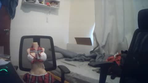 R1P0 online show from June 14, 7:22 pm