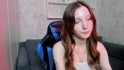 R3myF0x online show from August 3, 10:39 pm