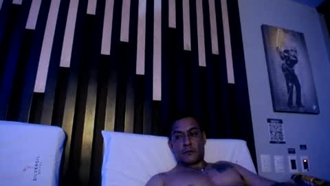 r6w online show from July 21, 6:06 am