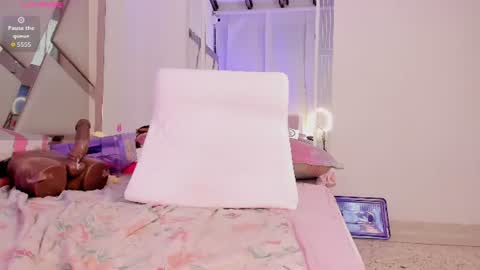 Rachell Gray online show from July 27, 9:31 pm