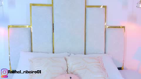 Rachel Ribeiro online show from August 5, 1:31 pm