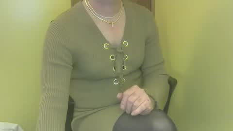 RachelCrossXO online show from March 20, 2:15 am