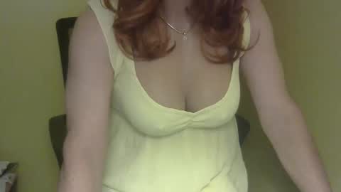 RachelCrossXO online show from April 16, 12:51 am