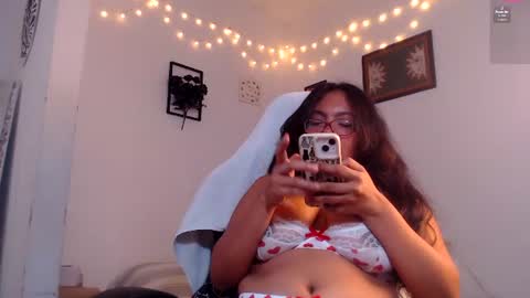 rachell_420 online show from September 5, 4:56 pm