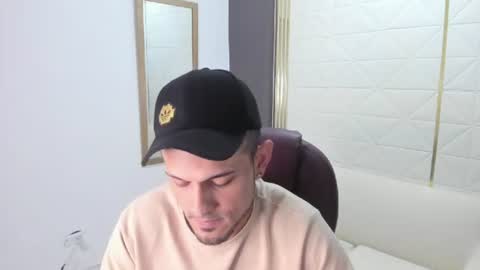 rachell_jacob online show from August 5, 10:13 am