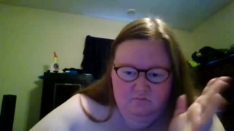 rachelredbbw online show from June 29, 8:33 pm