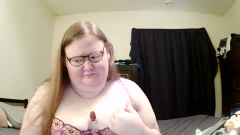 rachelredbbw online show from July 10, 9:09 pm