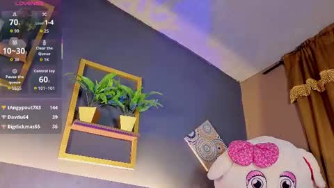 RACHEL online show from July 24, 4:04 am