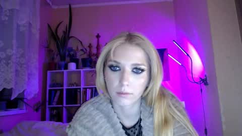 radish666 online show from February 25, 7:34 pm