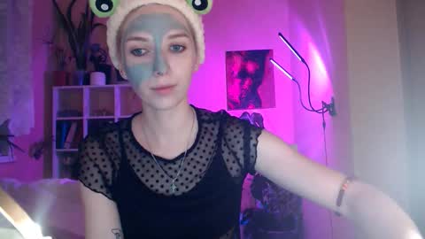 radish666 online show from February 25, 8:40 pm
