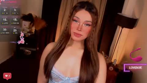 raeganclinton online show from August 10, 1:29 am