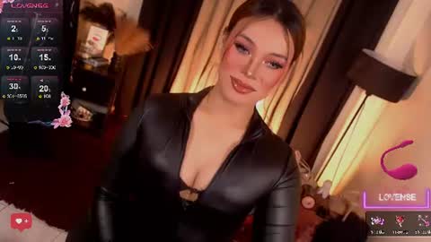 raeganclinton online show from August 15, 3:54 am
