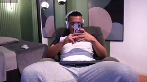 rafa_cruz online show from July 31, 12:33 pm