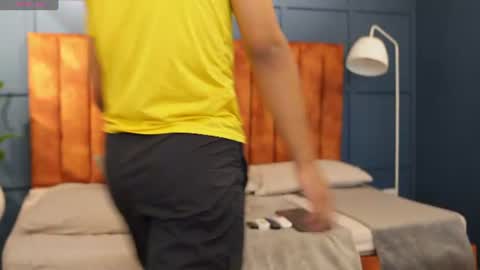 rafa_cruz online show from August 3, 12:12 pm
