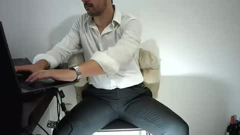 elenacam online show from March 19, 9:24 am