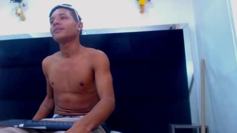 Rafael online show from August 4, 7:22 pm