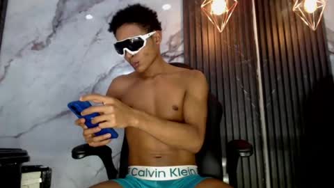 Rafael online show from August 8, 9:59 pm