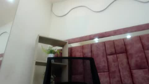 Rafael online show from August 9, 7:37 pm