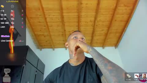 Andres H online show from August 14, 11:25 am