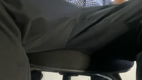 youngstud online show from July 7, 3:43 am