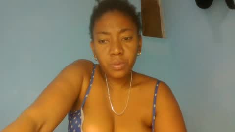 raiisaaa online show from August 15, 3:49 pm