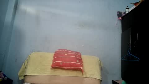 rainbow_candy24 online show from August 11, 7:38 pm