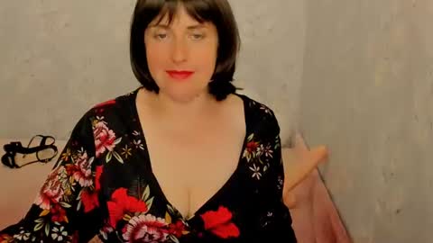 rainbowladyy online show from July 19, 8:16 am