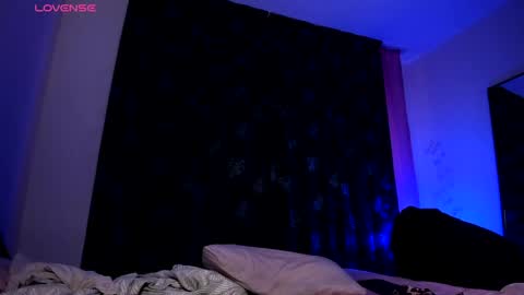 Joline and Alexa online show from April 26, 3:24 am