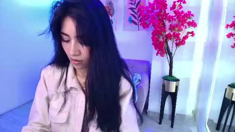 Rainy  online show from July 30, 1:07 pm