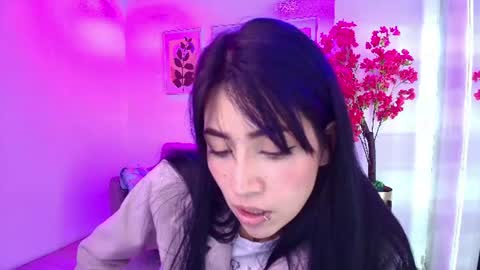 Rainy  online show from July 31, 3:18 pm