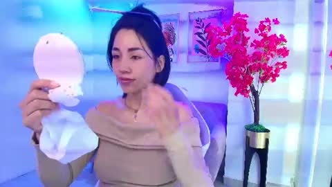 Rainy  online show from August 4, 12:13 pm