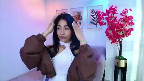 Rainy  online show from August 11, 1:35 pm