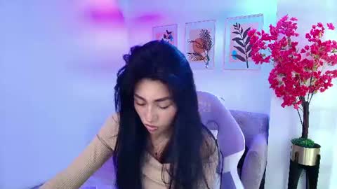 Rainy  online show from August 13, 12:41 pm