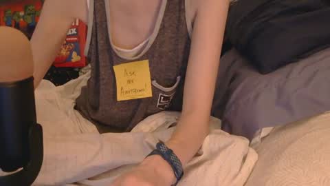 RainyDayEm online show from July 11, 3:56 am