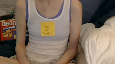 RainyDayEm online show from August 3, 3:46 am