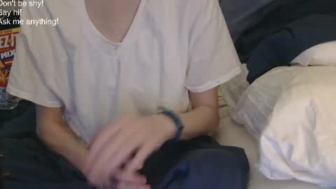 RainyDayEm online show from August 13, 3:42 am