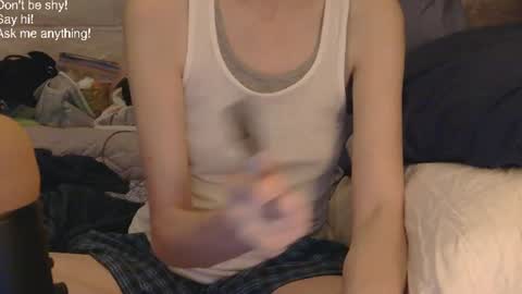 RainyDayEm online show from August 15, 4:16 am