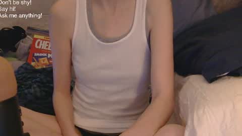 RainyDayEm online show from August 15, 5:22 am