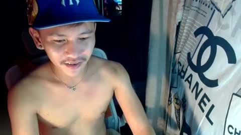 ralfhuge24 online show from August 4, 8:28 pm