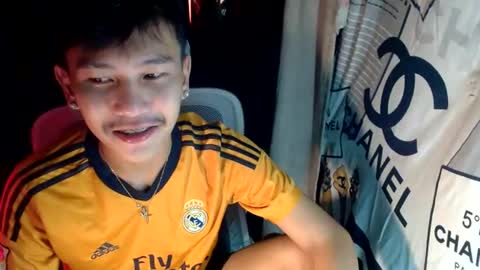 ralfhuge24 online show from August 5, 11:41 am