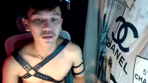 ralfhuge24 online show from August 5, 3:43 pm