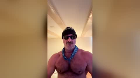 RamboTomas online show from April 27, 11:39 am