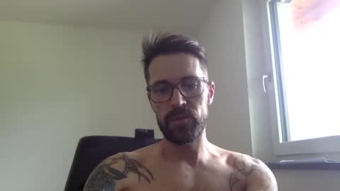 ramler0815 online show from June 18, 12:38 pm