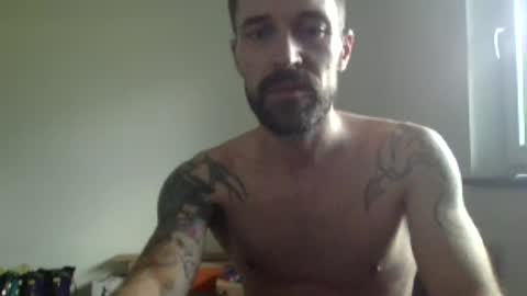ramler0815 online show from June 18, 1:44 pm