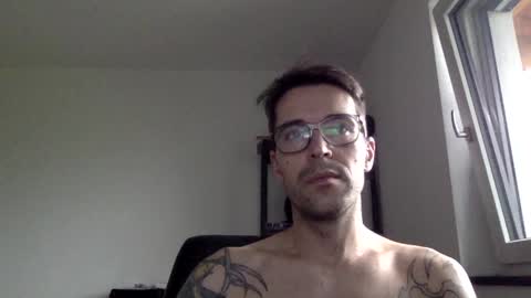 ramler0815 online show from July 1, 12:28 pm