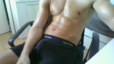 ramonjoosse2001 online show from June 19, 2:39 pm